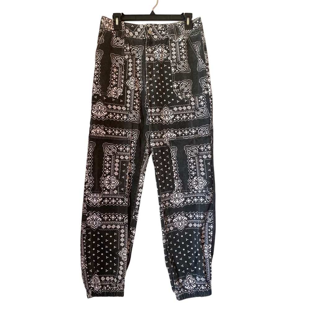 Adika Black and White Boho Pocketed Retro Pants